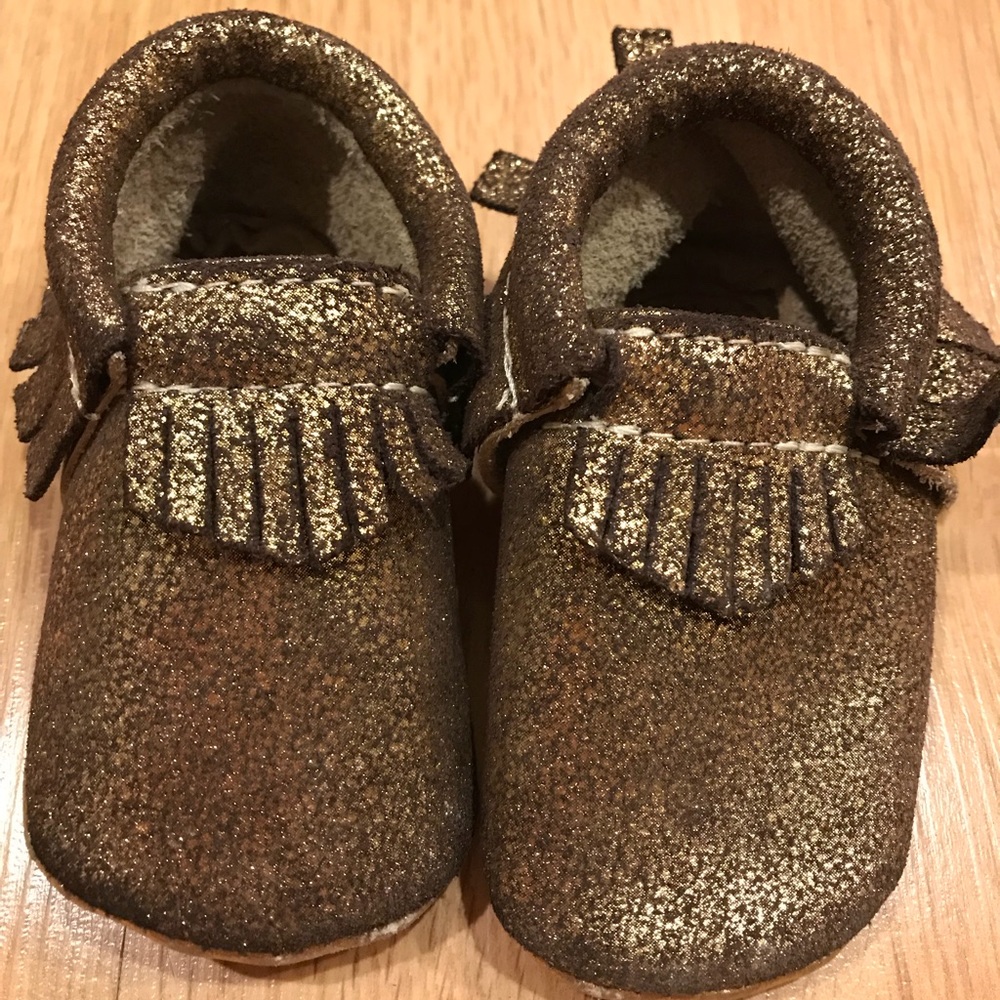 Freshly Picked Moccs - sz 3 - Black/Gold Sparkle